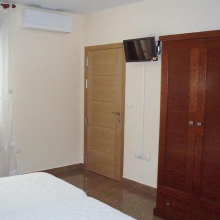 Hostal El Altozano Montánchez Eksteriør billede