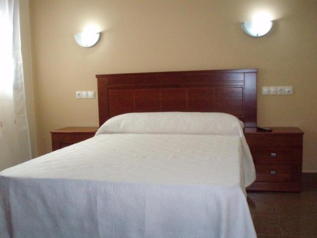 Hostal El Altozano Montánchez Eksteriør billede