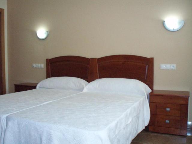 Hostal El Altozano Montánchez Eksteriør billede